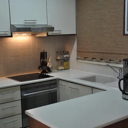 דירה 2 Bed, 2 Bath In
