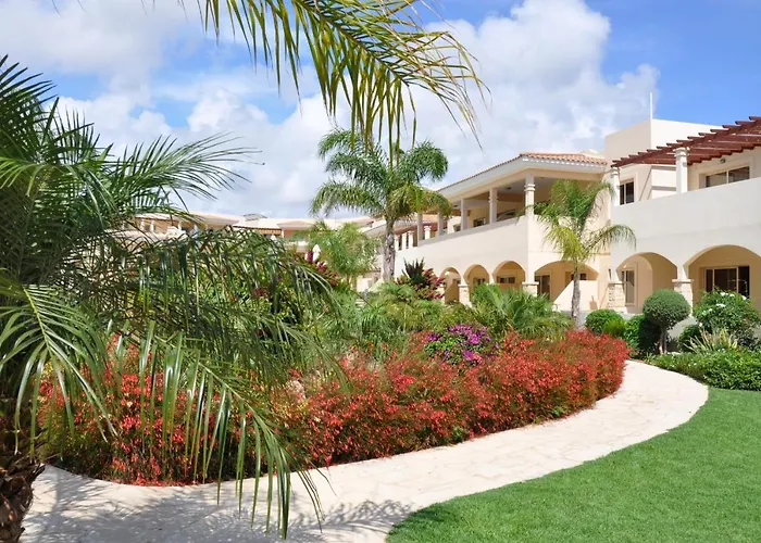 Daire 2 Bed, 2 Bath In *